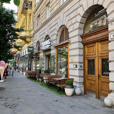 Real Deluxe Next To Danube Apartment Будапеща Екстериор снимка