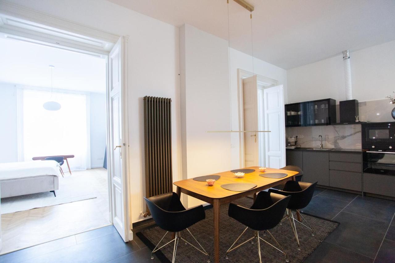 Real Deluxe Next To Danube Apartment Будапеща Екстериор снимка