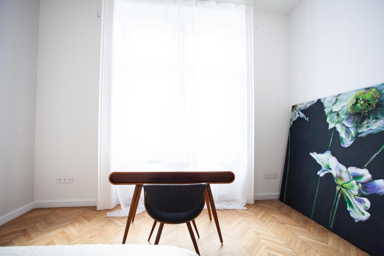 Real Deluxe Next To Danube Apartment Будапеща Екстериор снимка