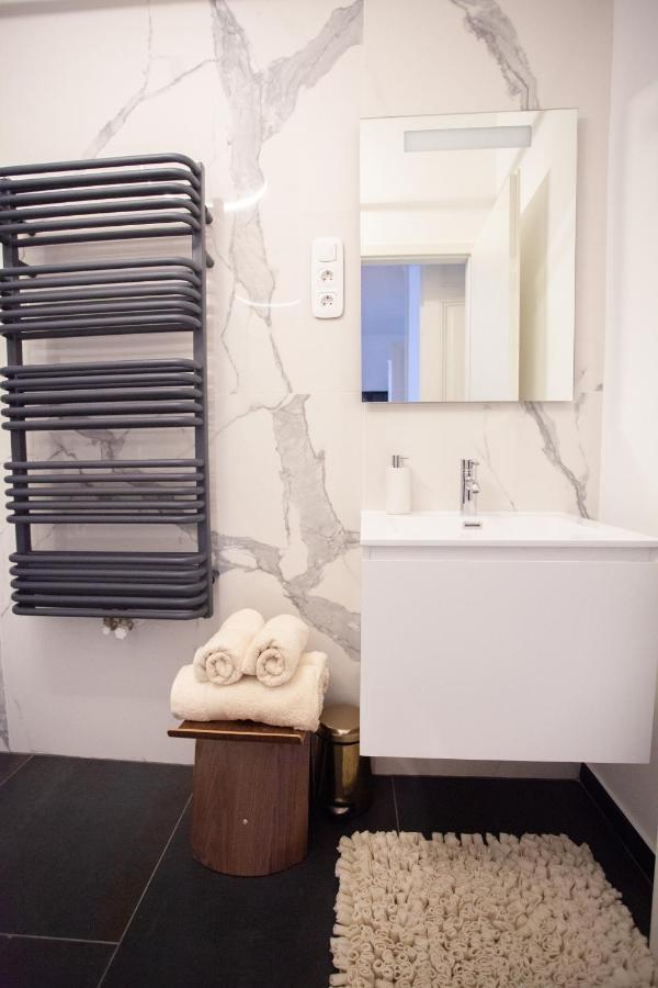 Real Deluxe Next To Danube Apartment Будапеща Екстериор снимка